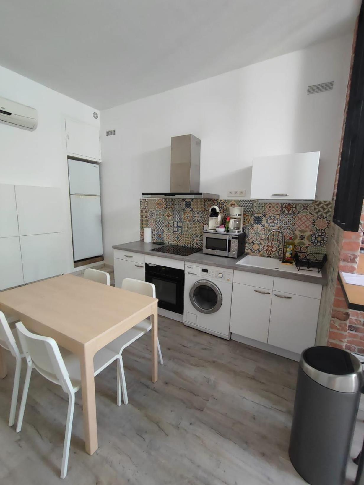 Appartement T2 48 M2 Independant Parking Public Gratuit A Proximite 베지에 외부 사진